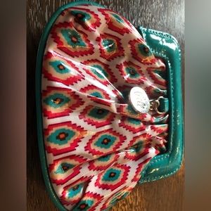 Vera Bradley change purse - Color Me Coral